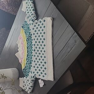 OLD NAVY SWEATER SIZE L